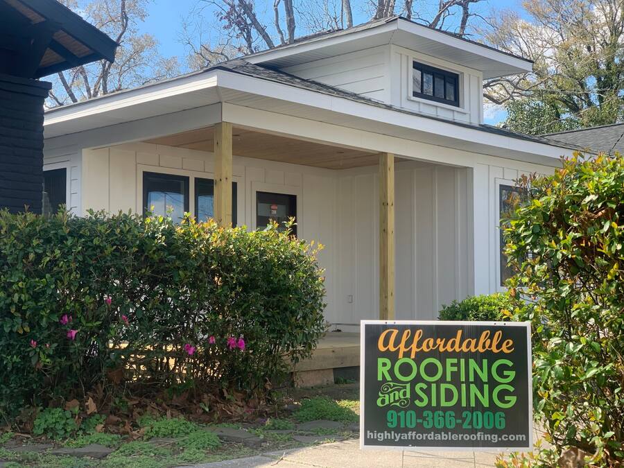 New black architectural shingles on bungalow β Eastern NC